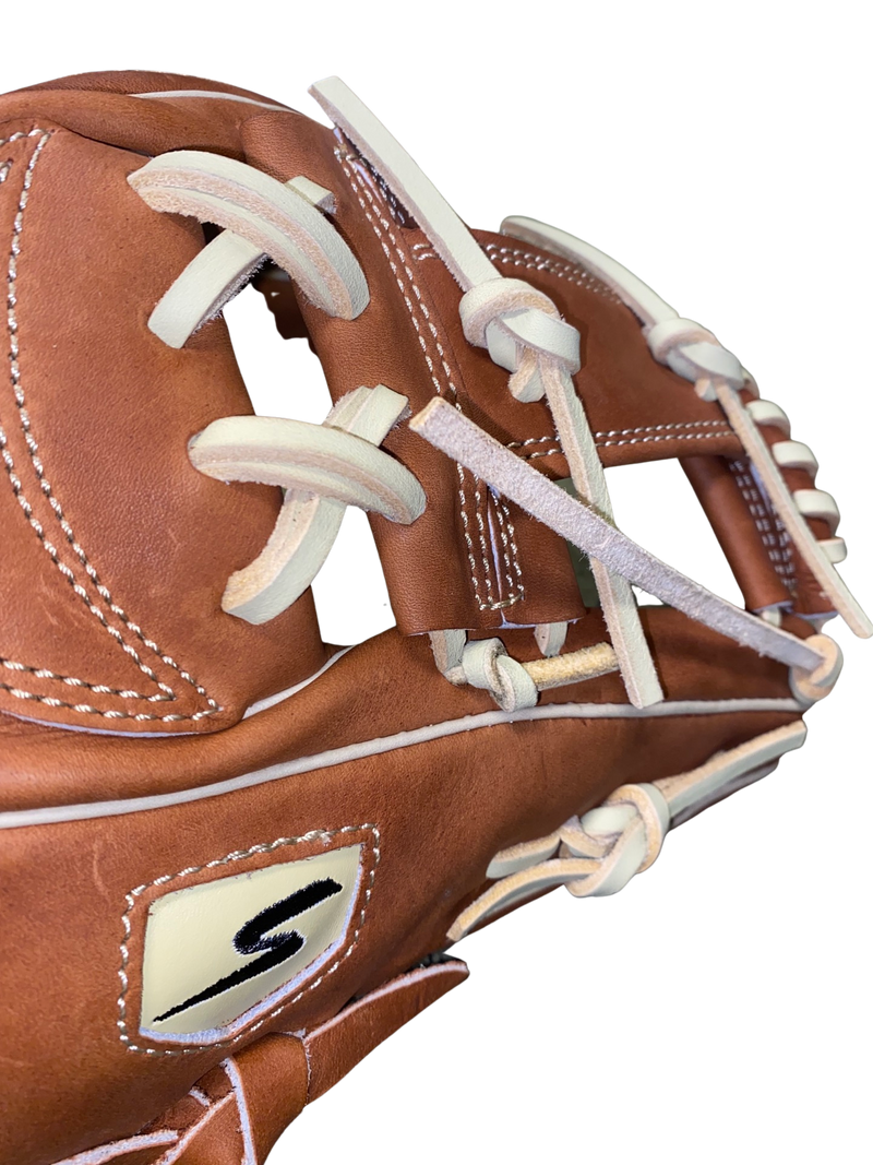 Load image into Gallery viewer, Classic SERIES INFIELD BASEBALL GLOVE
