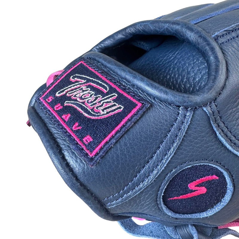 Load image into Gallery viewer, Trosky Suave Training Glove
