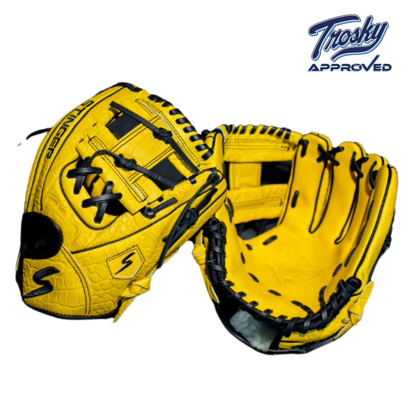 Load image into Gallery viewer, Stinger Yellow Jacket 11.75&quot; Baseball Fielding Glove

